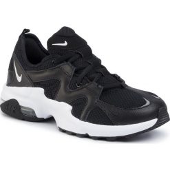 Buty NIKE - Air Max Graviton AT4404 001 Black/White. Czarne półbuty damskie Nike, bez wzorów, ze skóry, bez obcasa, na płaskiej podeszwie, bez zapięcia. W wyprzedaży za 299,00 zł.