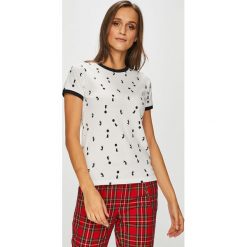 Femi Stories - Top. Białe bluzki damskie Femi Stories, s, bez wzorów, z bawełny, z okrągłym kołnierzem. W wyprzedaży za 59,90 zł.