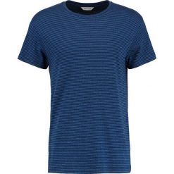 T-shirty męskie z nadrukiem: Samsøe & Samsøe KRONOS Tshirt z nadrukiem strong blue