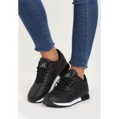Czarne Buty Sportowe Myron. Buty sportowe damskie Born2be. Za 59,99 zł.