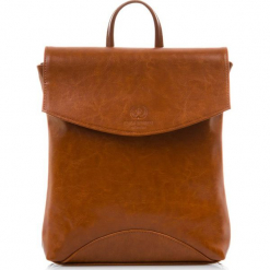 Plecak damski Włoski ze skóry naturalnej Camel. Brązowe plecaki damskie marki Paolo Peruzzi, bez wzorów, ze skóry, vintage. Za 299,00 zł.