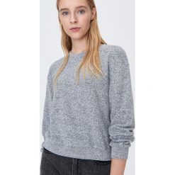 Sweter o sportowym kroju - Jasny szary. Szare swetry damskie Sinsay, s, bez wzorów, sportowe, bez rękawów, bez kaptura. Za 29,99 zł.