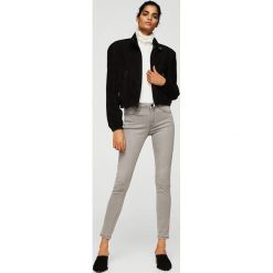 Mango - Jeansy Elektra2. Szare rurki damskie marki Mango. W wyprzedaży za 99,90 zł.