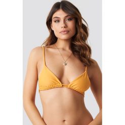 NA-KD Swimwear Double Tie Strap Triangle Top - Yellow. Żółte topy damskie NA-KD Swimwear, w paski, z dekoltem na plecach. Za 60,95 zł.