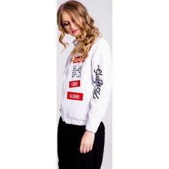 Naoko - Kurtka bomber Born to be wild X Edyta Górniak. Białe kurtki damskie marki NAOKO, m, bez wzorów, z bawełny, krótkie, bez kaptura. W wyprzedaży za 159,90 zł.