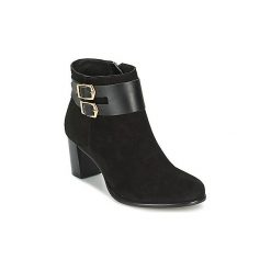 Botki Betty London MAIORCA. Czarne botki damskie Betty London, bez obcasa, bez zapięcia. Za 343,20 zł.