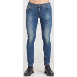 JEANSY SKINNY FIT GUESS. Niebieskie jeansy męskie Guess, m, z aplikacjami. Za 274,50 zł.