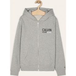 Calvin Klein Jeans - Bluza dziecięca 140-176 cm. Szare bluzy chłopięce Calvin Klein Jeans, z nadrukiem, z bawełny, bez rękawów, z kapturem. Za 339,90 zł.
