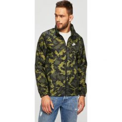Nike Sportswear - Kurtka. Zielone płaszcze męskie Nike Sportswear, s, bez wzorów, z poliesteru, krótkie, z kapturem. Za 299,90 zł.