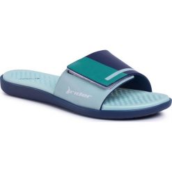 Klapki RIDER - Pool Fem 82569 Blue/Green 20783. Niebieskie klapki damskie Rider, bez wzorów, z tworzywa sztucznego, bez obcasa. Za 119,99 zł.