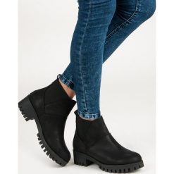 WYGODNE BOTKI SZTYBLETY. Czarne sztyblety damskie marki FILIPPO. Za 109,90 zł.