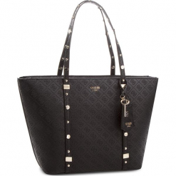 Torebka GUESS - HWSG69 93230 BLA. Czarne torebki klasyczne damskie Guess, z aplikacjami, ze skóry ekologicznej, duże. Za 679,00 zł.