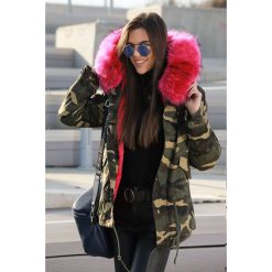 Kurtka damska FEIDA FUCHSIA. Różowe kurtki damskie IVET, na zimę, moro, z puchu. W wyprzedaży za 49,00 zł.