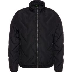 Kurtka puchowa Pierre Cardin 69040. Czerwone kurtki męskie Pierre Cardin, m, bez wzorów, z poliesteru, bez kaptura. W wyprzedaży za 459,00 zł.