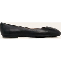 Lauren Ralph Lauren - Baleriny skórzane. Niebieskie baleriny damskie Lauren Ralph Lauren, bez wzorów, ze skóry, bez obcasa, na obcasie. Za 429,90 zł.