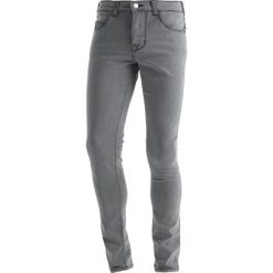 Dr.Denim LEROY Jeans Skinny Fit light grey lush. Niebieskie rurki męskie marki Tiffosi. Za 249,00 zł.