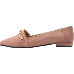 Shoe The Bear ZOLA STUDS Półbuty wsuwane dark blush. Czerwone półbuty damskie skórzane marki Shoe The Bear. Za 379,00 zł.