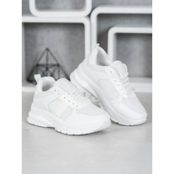 Stylowe sneakersy z siateczkĄ. Sneakersy damskie SHELOVET, ze skóry ekologicznej. Za 79,00 zł.