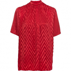 Bluzka shirtowa w strukturalny wzór bonprix czerwony. Czerwone bralety damskie marki bonprix, ze stójką. Za 119,99 zł.