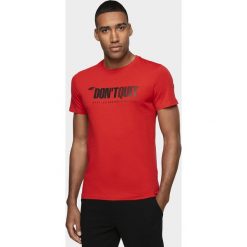 T-shirt męski TSM074 - czerwony. Czerwone koszulki męskie m. W wyprzedaży za 29,99 zł.