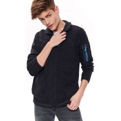 Sweter rozpinany ze stójką. Niebieskie swetry męskie Top Secret, na lato, m, bez wzorów, z dzianiny. W wyprzedaży za 69,99 zł.