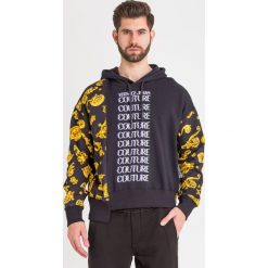 BLUZA versace jeans couture. Bluzy męskie Versace Jeans Couture, m, bez wzorów, z jeansu, bez kołnierzyka, bez rękawów, bez kaptura. W wyprzedaży za 900,38 zł.