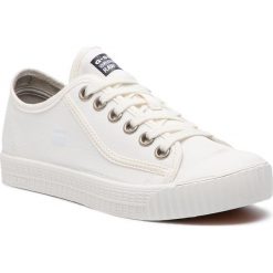 Trampki G-STAR RAW - Rovulc Hb D04360-8715-110 White. Białe półbuty damskie G-Star RAW, na co dzień, bez wzorów, z gumy, retro, bez obcasa, bez zapięcia. W wyprzedaży za 229,00 zł.