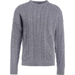 Roberto Collina CABLE Sweter grey melange. Szare swetry klasyczne męskie marki Roberto Collina, m, z wełny. W wyprzedaży za 648,45 zł.