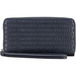 Armani Exchange Portfel Niebieski. Niebieskie portfele damskie Armani Exchange, bez wzorów, z materiału. Za 498,95 zł.