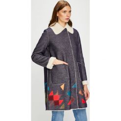 Trussardi Jeans - Płaszcz. Niebieskie płaszcze damskie wełniane marki Trussardi Jeans, s. W wyprzedaży za 849,90 zł.
