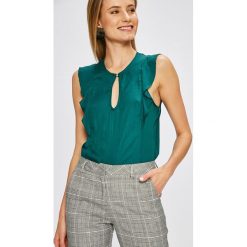 Answear - Top Stripes Vibes. Zielone bluzki nietoperze marki ANSWEAR, s, z poliesteru, z okrągłym kołnierzem. W wyprzedaży za 54,90 zł.