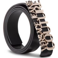 Pasek Damski VERSACE JEANS COUTURE - D8YUBF30 71168 899. Czarne paski damskie Versace Jeans Couture, w paski, z jeansu. Za 399,00 zł.