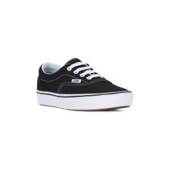 Buty Vans COMFYCUSH ERA. Czarne trampki i tenisówki damskie marki Vans, bez wzorów, bez zapięcia. Za 347,63 zł.
