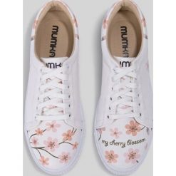 Sneakersy wegańskie Delikatne Kwiaty Mumka. Białe sneakersy damskie Mumka. Za 259,00 zł.