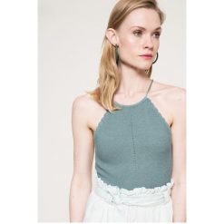 Review - Top. Zielone bluzki damskie marki Review, s, z wiskozy, z dekoltem halter. W wyprzedaży za 49,90 zł.