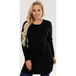 Czarna Tunika Jennihaneh. Czarne tuniki damskie Born2be, xl, bez wzorów, bez kołnierzyka, bez rękawów. Za 119,99 zł.