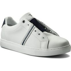 Sneakersy TRUSSARDI JEANS - 77A00057 U216. Białe sneakersy męskie Trussardi Jeans, bez zapięcia. W wyprzedaży za 349,00 zł.