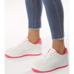 Biało-Fuksjowe Buty Sportowe Virtuosity. Białe buty sportowe damskie Born2be, bez wzorów, sportowe. Za 79,99 zł.