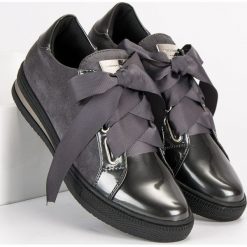 ELEGANCKIE TRAMPKI. Szare trampki i tenisówki damskie marki FILIPPO, bez wzorów, bez zapięcia. Za 109,90 zł.
