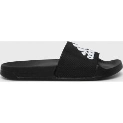 Adidas - Klapki. Czarne kapcie męskie Adidas, z materiału. W wyprzedaży za 89,90 zł.