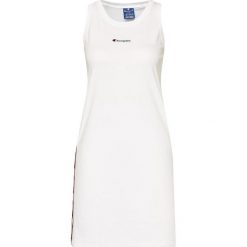 Sukienka letnia Champion Jacquard 112769. Różowe sukienki damskie Champion, na lato, s, bez wzorów, bez kołnierzyka, bez rękawów. W wyprzedaży za 139,00 zł.