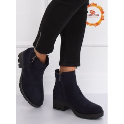 Botki sztyblety granatowe NC832 NAVY. Niebieskie botki damskie obuwie damskie, na jesień, z zamszu, klasyczne, bez obcasa, na zamek. Za 130,82 zł.