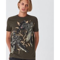 T-shirt z nadrukiem - Zielony. Zielone t-shirty damskie House, s, z nadrukiem, bez kołnierzyka. Za 39,99 zł.