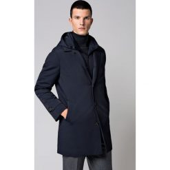 Płaszcz Granatowy Kensington. Niebieskie płaszcze męskie LANCERTO, na zimę, m, bez wzorów, z jeansu, klasyczne, z kapturem. W wyprzedaży za 499,90 zł.