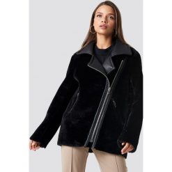 Hannalicious x NA-KD Kurtka Reversible Aviator - Black. Czarne kurtki damskie marki Hannalicious x NA-KD, z futra. Za 445,95 zł.