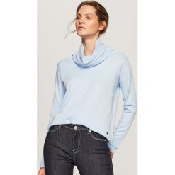 Sweter z szerokim golfem - Niebieski. Niebieskie golfy damskie Reserved, l. W wyprzedaży za 29,99 zł.