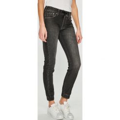 Pepe Jeans - Jeansy dziecięce Sprinter 128-180 cm. Szare spodnie chłopięce Pepe Jeans, bez wzorów, z elastanu. W wyprzedaży za 179,90 zł.