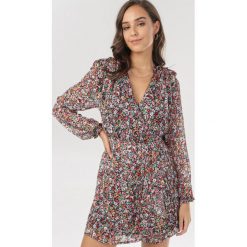 Czarno-Różowa Sukienka Willonia. Czarne sukienki damskie Born2be, s, bez wzorów, bez kołnierzyka, bez rękawów, mini. Za 179,99 zł.