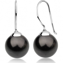Srebrne kolczyki z perłami Swarovski. Czarne kolczyki damskie Julie & Grace, z perłą, srebrne, z zapięciem typu bigiel. W wyprzedaży za 68,95 zł.
