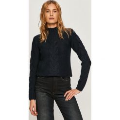 Pepe Jeans - Sweter Sila. Brązowe swetry damskie Pepe Jeans, s, bez wzorów, z jeansu, z długim rękawem, długie, bez kaptura. Za 279,90 zł.